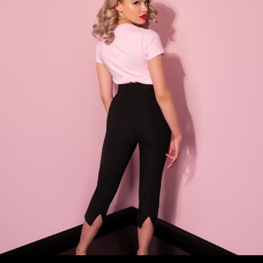 Capri pants